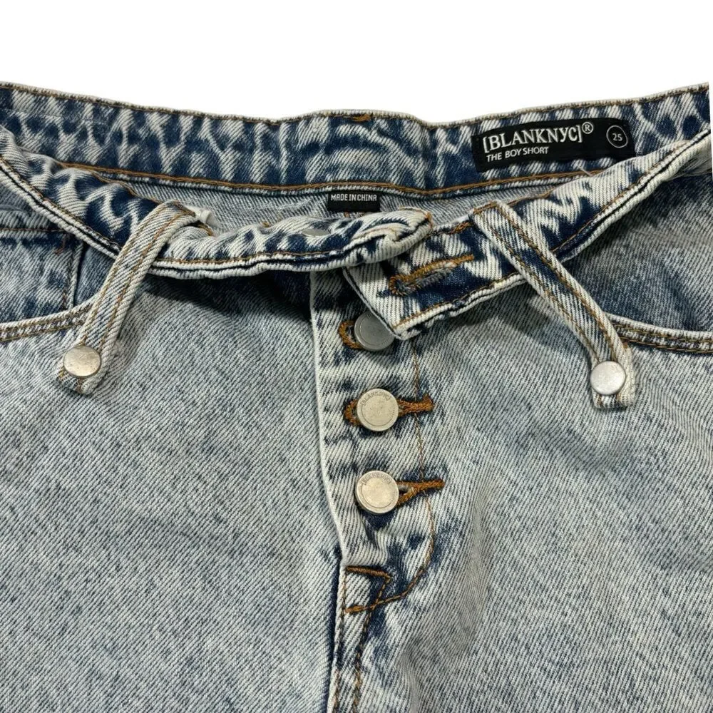 BLANKNYC The Boy Short |Size: 25|